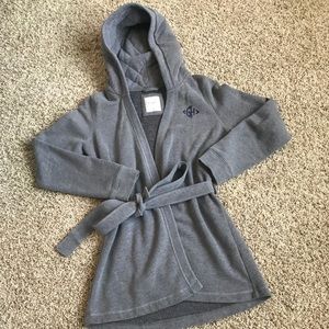 Long hooded sweatshirt
